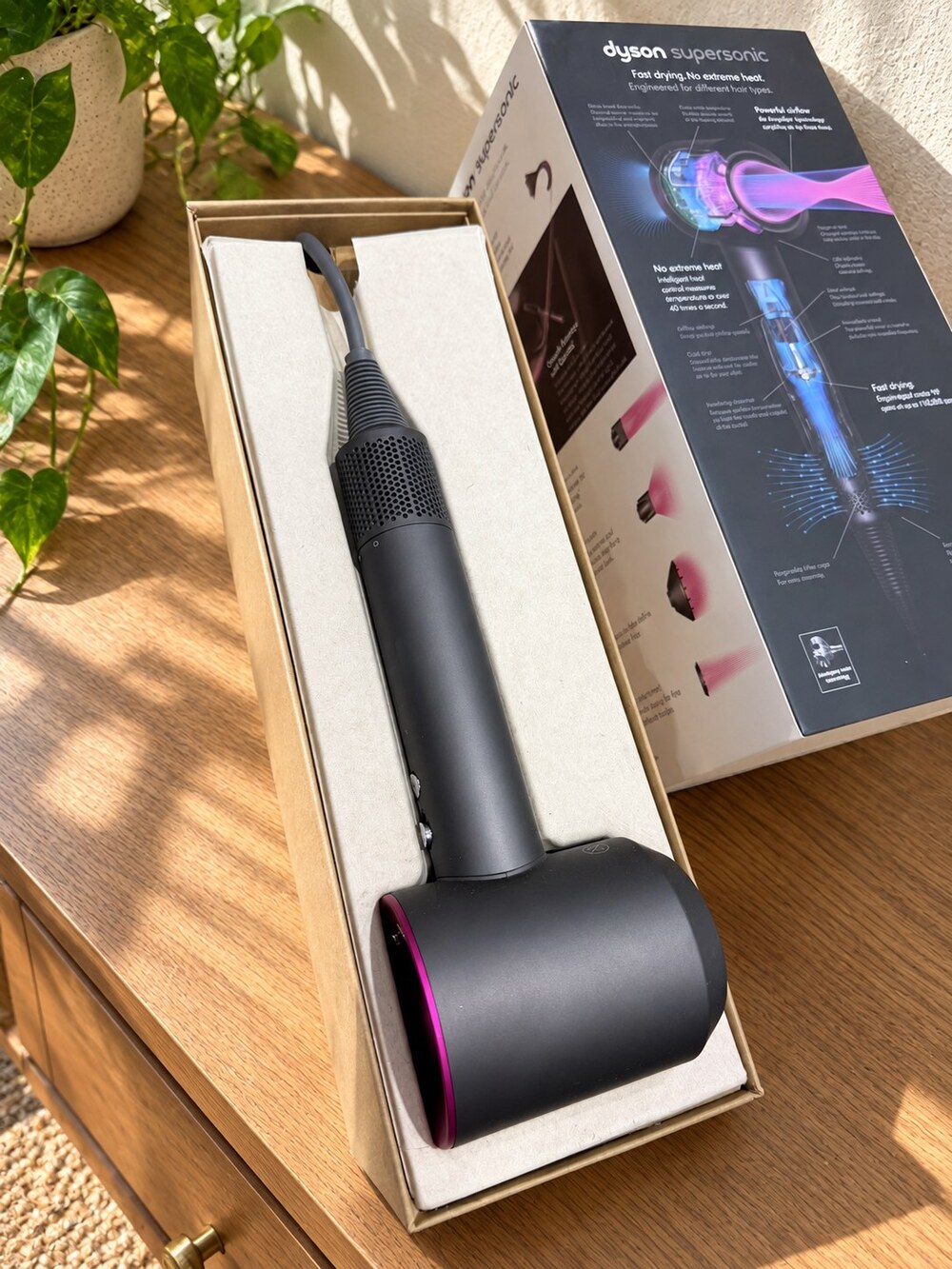 Dyson Supersonic Hair Dryer with Box, Gray and Pink - Picture 4 of 10